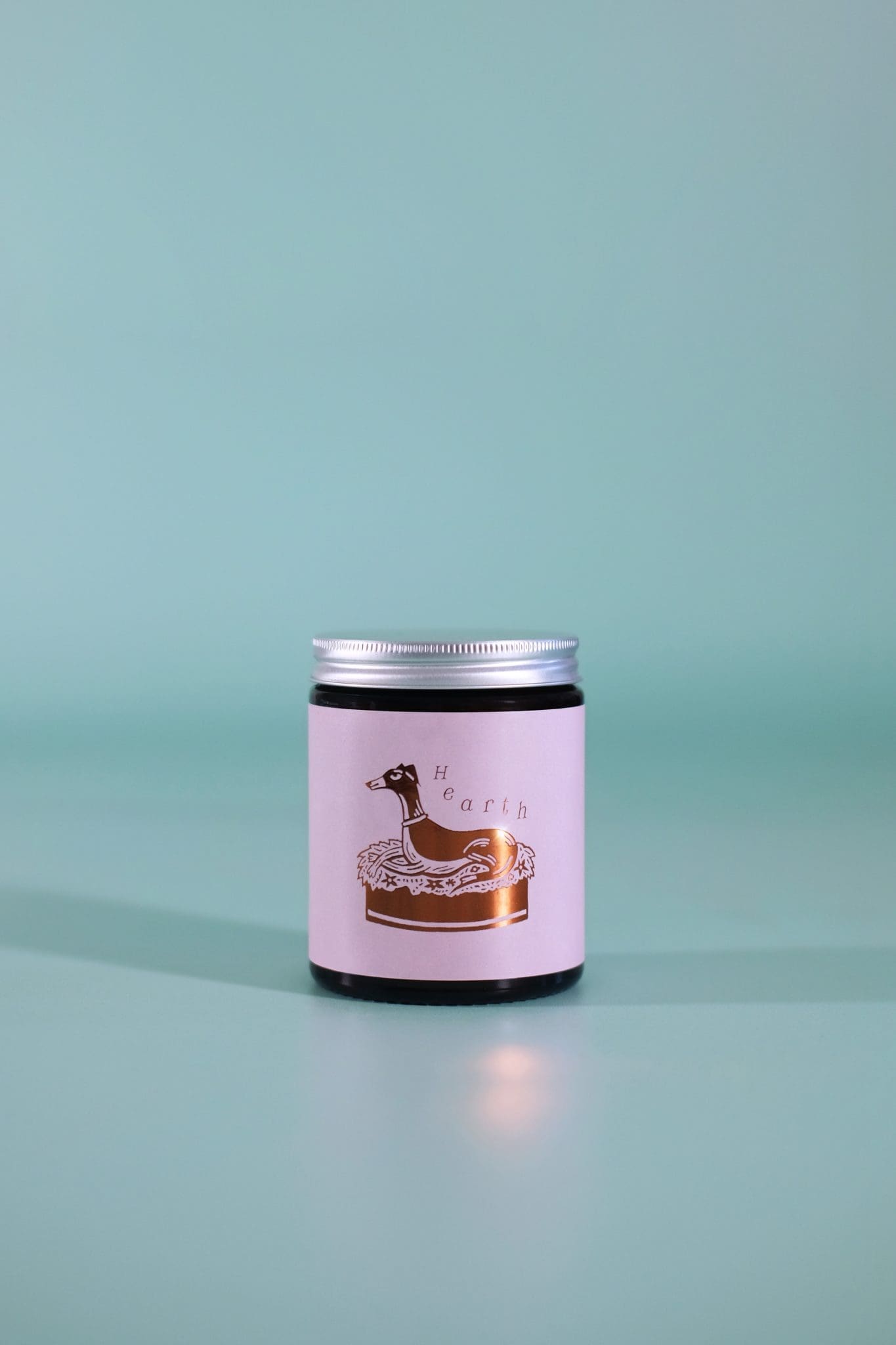 Glen Dye 'Hearth' Scented Candle - Image 3
